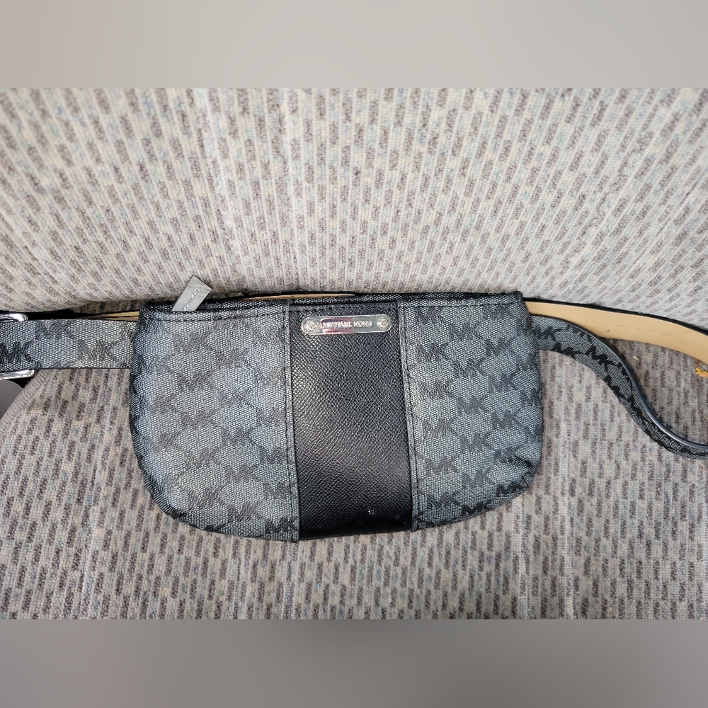 Michael Kors Black and Gray Belt Bag AUTHENTIC